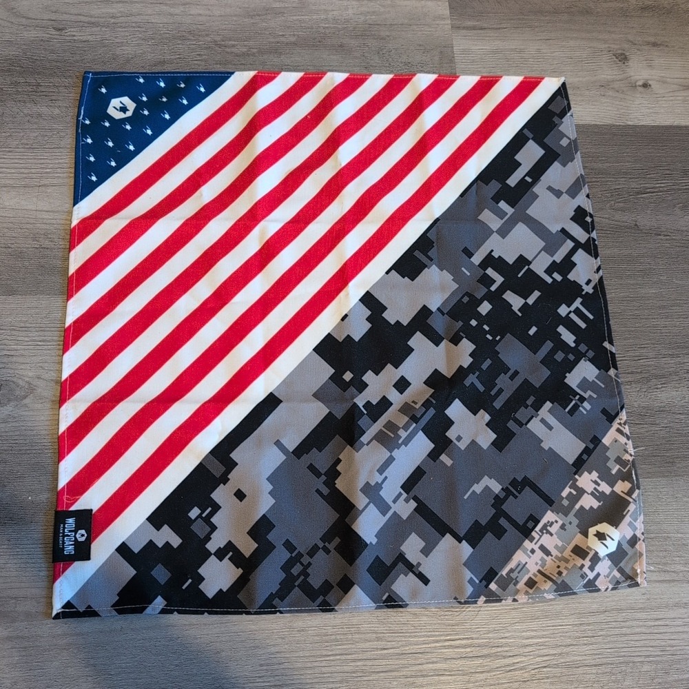 WOLFGANG Man & Beast American Flag Digi Camo Bandana New Dog Hiking USA Made‎